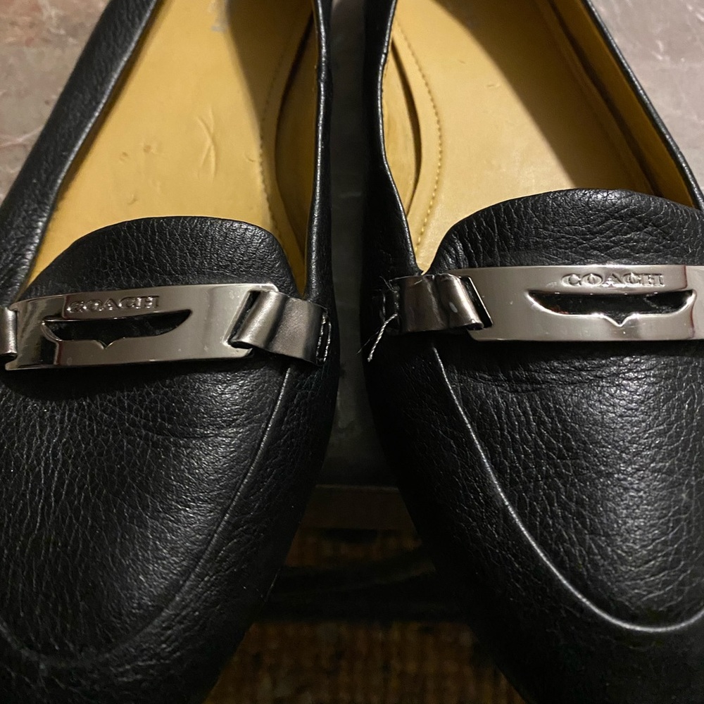 Women coach shoes